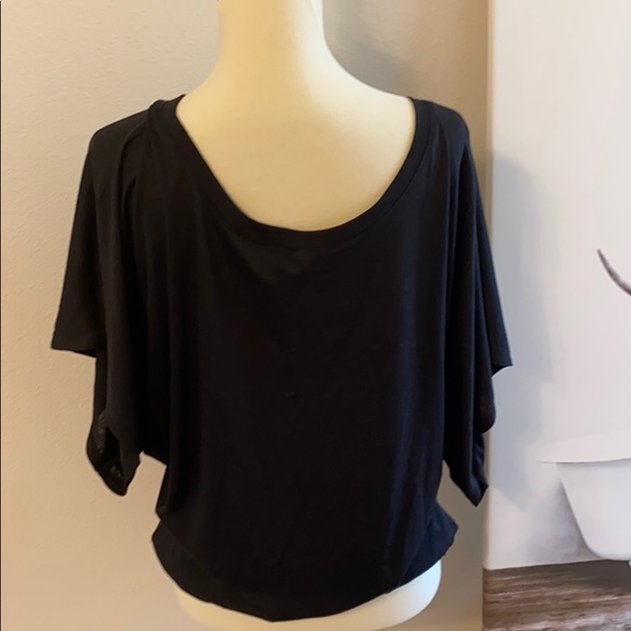 Sexy Red Lip! On a Black Slouchy Top. - Picture 3 of 4